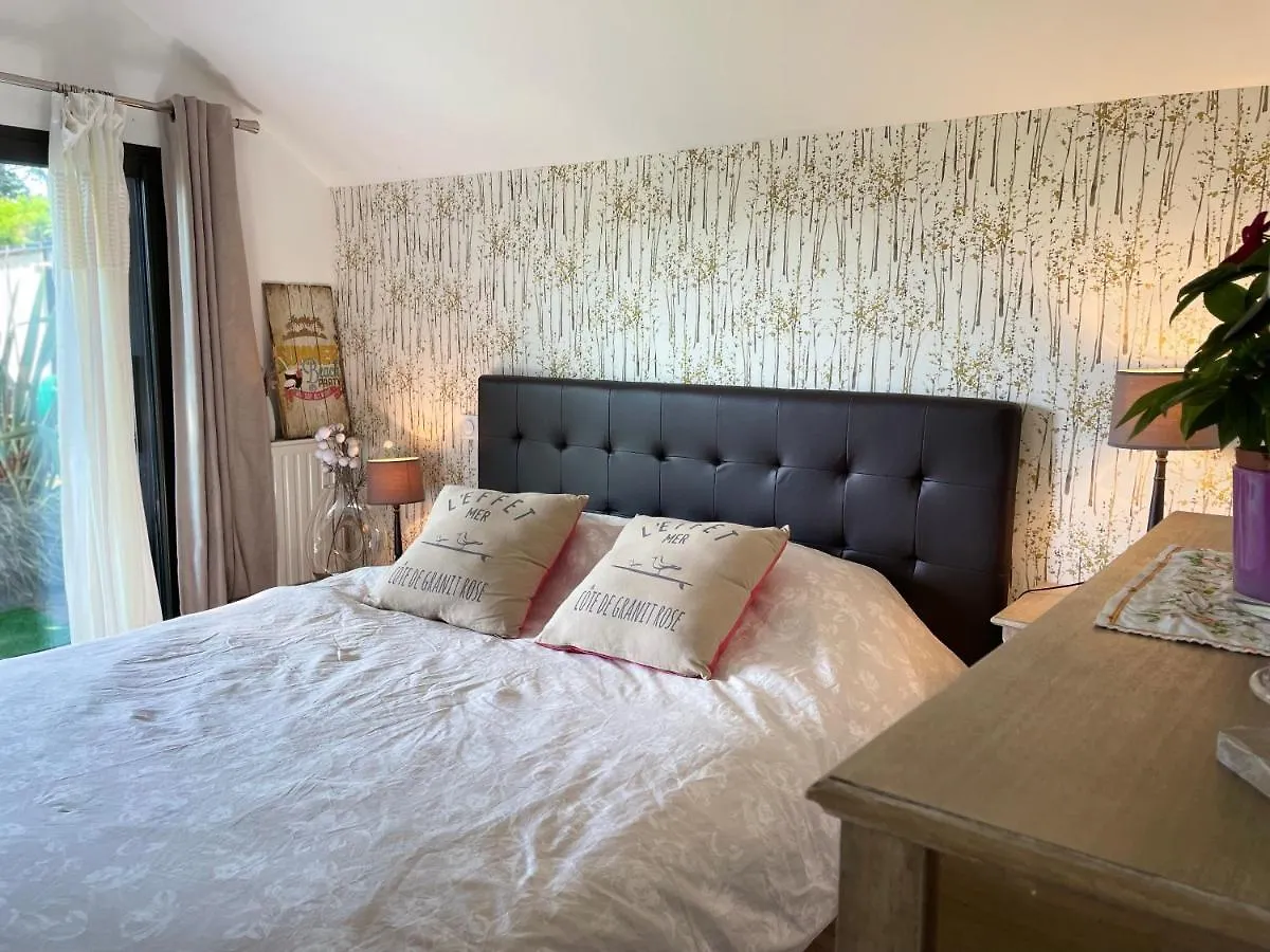 L'Escale-Chambres D'Hotes Au Coeur De La Cote De Granit Rose Pleumeur-Bodou